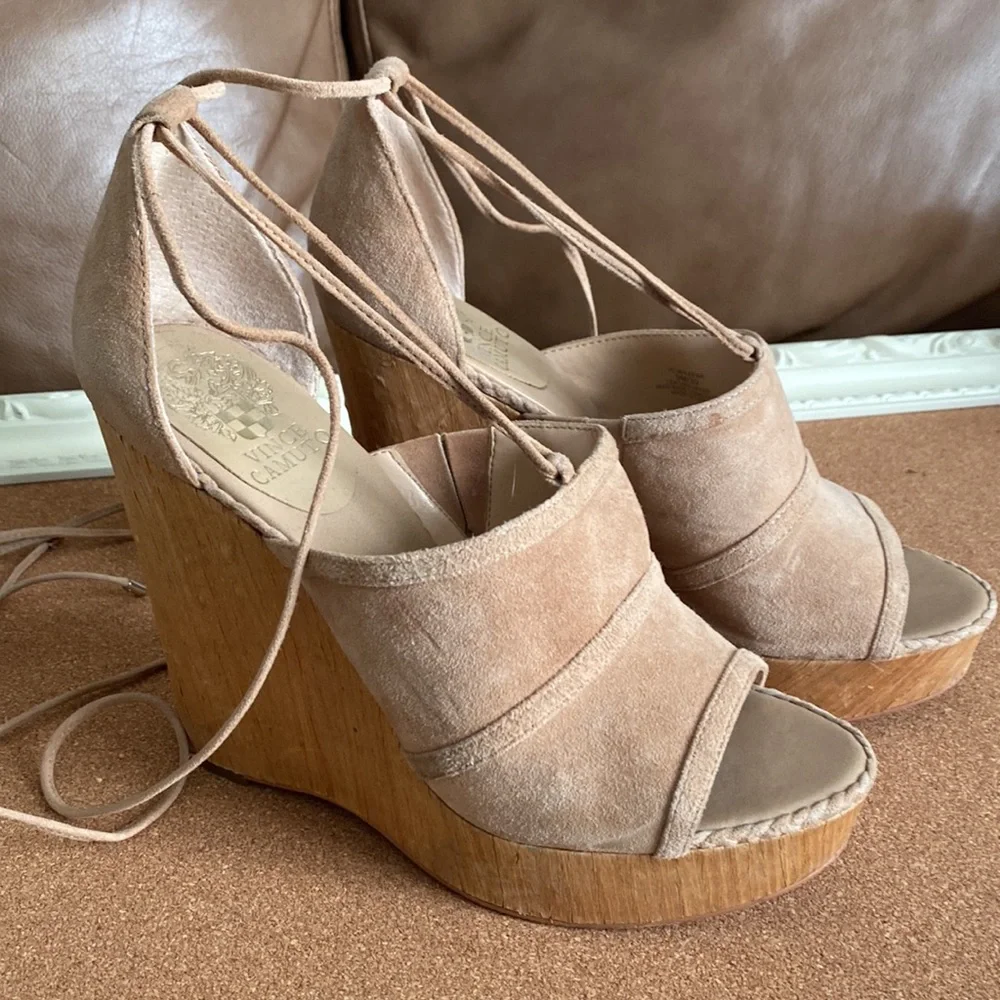 Vince Camuto Wedges